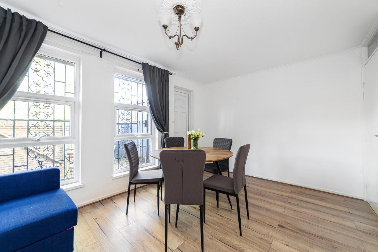 Casa vacanze Arte - 3-bedroom Bright House London, Haggerston, Garden, Parking, 8 Min Walk To Haggerston Station, Weekly Or Monthly Stays, Serviced - 7 Guests