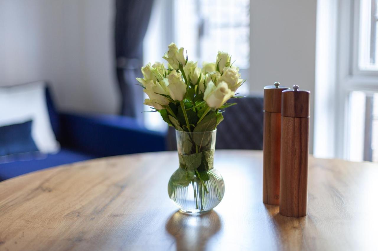 Arte - 3-bedroom Bright House London, Haggerston, Garden, Parking, 8 Min Walk To Haggerston Station, Weekly Or Monthly Stays, Serviced - 7 Guests Casa vacanze Londra